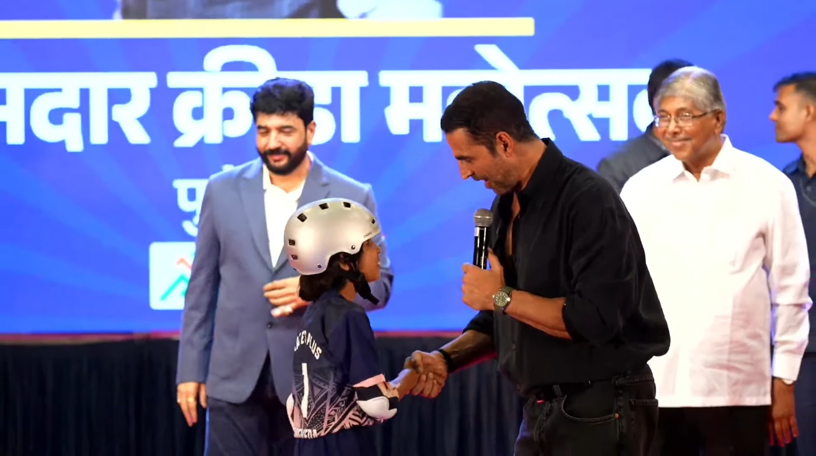 ऋग्वेदा अभिनंदन